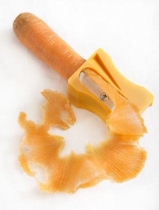 Karoto Carrot Sharpener, Vegetable Peeler