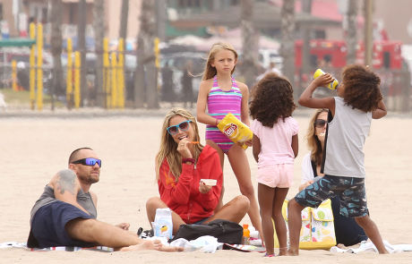 750 Heidi klum beach Stock Pictures, Editorial Images and Stock Photos