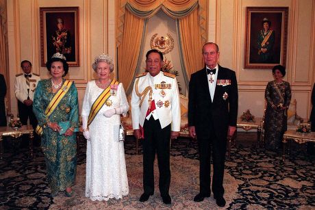 Queen Prince Philip Malaysian Royal Family Editorial Stock Photo ...