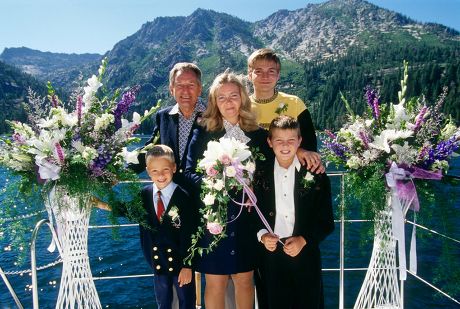 LONNIE DONEGAN AND WIFE SHARON RENEW THEIR WEDDING VOWS, LAKE TAHOE, CALIFORNIA, AMERICA - 1999