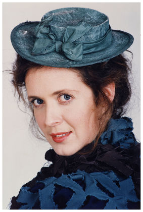 Helen Hobson Actress As Eliza Doolittle For Stage Musical My Fair Lady Manchester Opera House 1992.