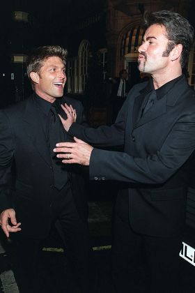 __COUNT__ ELLE MACPHERSON'S 30TH BIRTHDAY PARTY AT HARRYS BAR, LONDON
