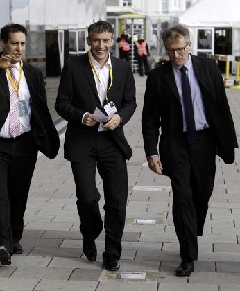 The Liberal Democrat Conference In Brighton. Actor Steve Coogan Arrives At The Conference With Members Of The Hacked Off Group. Coogan Is Pictured With Prof. Brian Cathcart And Evan Harris Left.