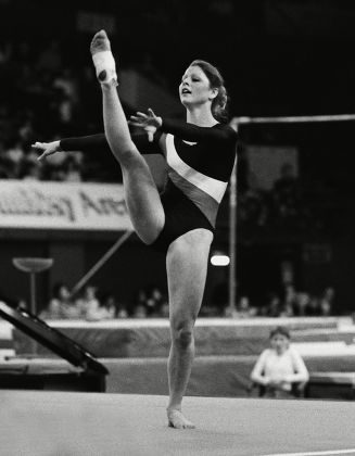 Suzanne Dando Olympic Gymnast On Beam Editorial Stock Photo - Stock ...