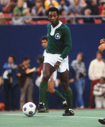 Football Pele Cosmos On Ball Peles Editorial Stock Photo - Stock Image ...