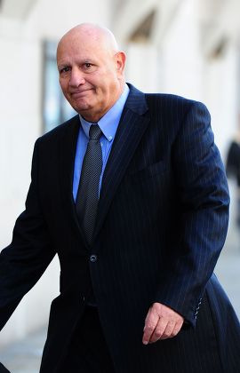 Eddie Shah Arrives At Court At The Old Bailey London For The Charges Brought Against Him For Child Abuse. Shah 68 Is A Former Newspaper Proprietor. London Uk 04/10/2012 Picture By Georgie Gillard London 2012.