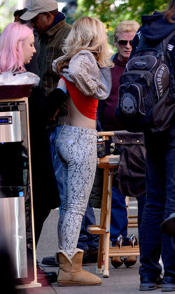 'The Carrie Diaries' TV programme on set filming, New York, America - 21 Oct 2013