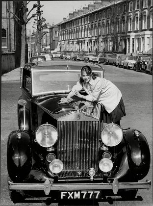Actress Heather Sears With Her 1939 Rolls Royce Heather Christine Sears: (28 September 1935 Oo 3 January 1994) Was A British Stage And Screen Actress.