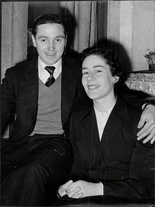 Hibernian Footballer Bobby Johnstone With Girlfriend Heather Roden Robert Johnstone (7 September 1929 Oo 22 August 2001) Was A Scottish Association Football Player Mainly Remembered As One Of The Famous Five Forward Line Of Hibernian. In Hibs' Rich
