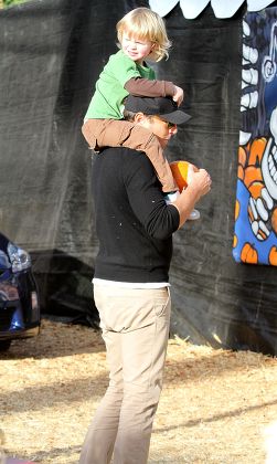 Will Arnett and sons at Mr. Bones Pumpkin Patch, Los Angeles, America - 28 Oct 2013