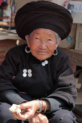 Achang Ethnic Minority Tribe Elderly Woman Editorial Stock Photo ...