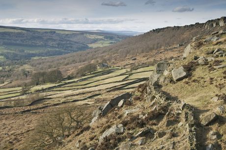 Upland Habitat Drystone Walls Gritstone Edge Editorial Stock Photo ...