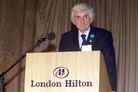DR. JIM SWIRE, SPOKESMAN FOR THE UK FAMILIES- FLIGHT PAN AM 103  LOCKERBIE AIRCRASH GROUP GIVES PRESS CONFERENCE AT THE HILTON HOTEL IN LONDON. BRITAIN  01/02/01