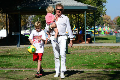 Rod Stewart and family out and about, Los Angeles, America - 09 Nov 2013