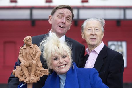 Barbara Windsor joins campaign for Joan Littlewood sculpture, Stratford, Britain - 21 Nov 2013