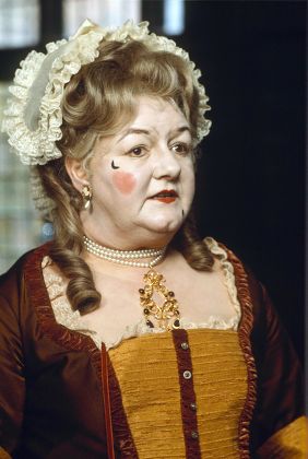 750 Joan sims Stock Pictures, Editorial Images and Stock Photos ...