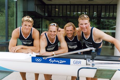 SIR STEVE REDGRAVE,  MATTHEW PINSENT,  JAMES CRACKNELL,  TIM FOSTER AT THE ROWING BOAT MUSEUM AT HENLEY ON THAMES, HENLEY, BRITAIN