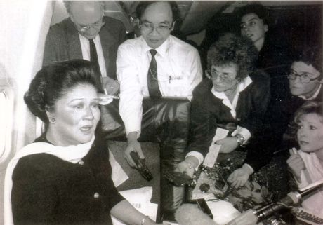 Imelda Marcos (wife Of Ferdinand Marcos) The First Lady Of Manila Being Interviewed By Ann Leslie Of The Daily Mail.