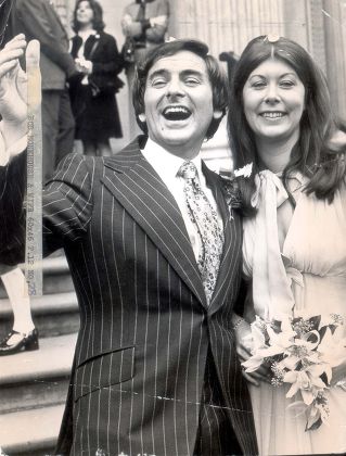 3 000 Bob Monkhouse Stock Pictures Editorial Images And Stock Photos 3-000-bob-monkhouse-stock-pictures-editorial-images-and-stock-photos