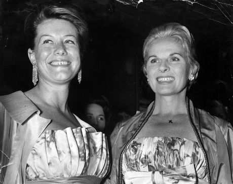 Ann Todd And Nicole Milinair At The Premiere Of 'serious Change' At The Carlton Theatre.