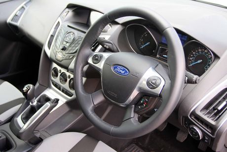 Ford saloon cars, Britain interior and steering wheel - 11 Oct 2011 ...