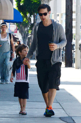 Tobey Maguire Son Otis Maguire Editorial Stock Photo - Stock Image ...