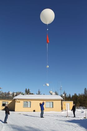 Researchers Launch Sounding Balloon Sodankyla Finland Editorial Stock ...