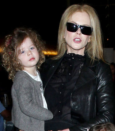 Nicole Kidman and family arriving at the Los Angeles International Airport, America - 26 Mar 2014