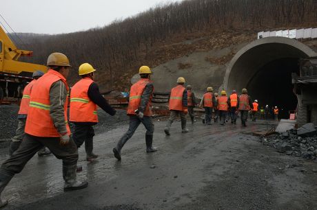 250 Tunnel Collapses Stock Pictures, Editorial Images And Stock Photos ...