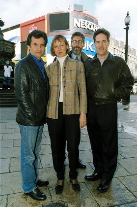 PHOTOCALL TO LAUNCH 21ST ANNIVERSARY OF FILM AMERICAN WEREWOLF IN LONDON - PICCADILLY CIRCUS
