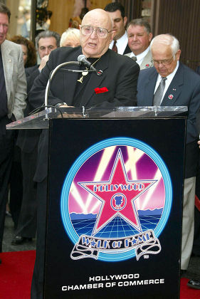 RAY BRADBURY HONOURED WITH A STAR ON HOLLYWOOD WALK OF FAME, LOS ANGELES, AMERICA - 01 APR 2002