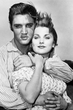 250 Debra paget Stock Pictures, Editorial Images and Stock Photos