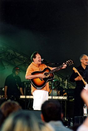 Lonnie Donegan performing at the Guildford Festival, Britain - 2002