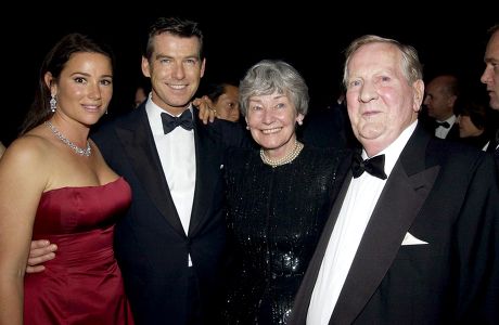 Pierce Brosnan Keely Shaye Smith Mother Editorial Stock Photo - Stock