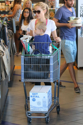Kristin Cavallari shopping for groceries with son Camden, Los Angeles, America - 09 Aug 2014
