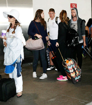 Maria Shriver and children at the LAX Airport, Los Angeles, America - 11 Aug 2014