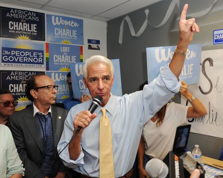 Former Florida Governor Charlie Crist opens up a new campaign office in Boca Raton, Florida, America - 19 Aug 2014