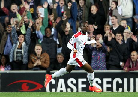 Benik Afobe Milton Keynes Dons Celebrates Editorial Stock Photo - Stock ...