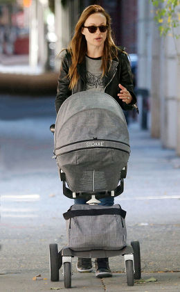 Olivia Wilde and baby Otis Alexander Sudeikis out and about, New York, America - 03 Oct 2014