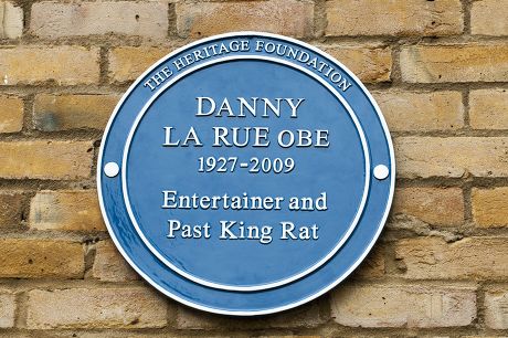 Unveiling Of A Blue Plaque For Former Comedian Danny La Rue At Brinsworth House In Twickenham. Picture David Parker 22.9.13.