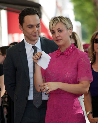 jim parsons and kaley cuoco photoshoot