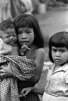 Women Children Working Rice Fields Editorial Stock Photo - Stock Image ...