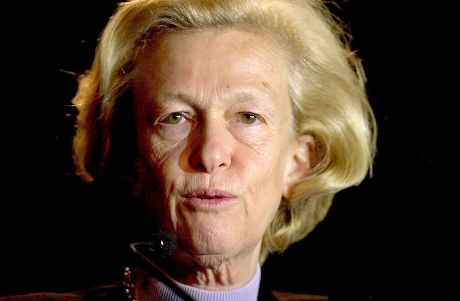 250 Fontaine nicole Stock Pictures, Editorial Images and Stock Photos