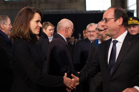 French President Francois Hollande visit to Val de Fensch Institute of Metallurgy 'MetaFensch', Uckange, France - 24 Nov 2014