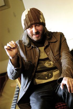 'Badly Drawn Boy' in concert, The Britons Protection pub, Manchester, Britain - 27 Apr 2010