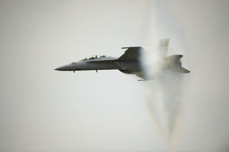 500 Sound barrier Stock Pictures, Editorial Images and Stock Photos ...