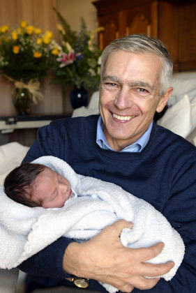 BIRTH OF THE FIRST GRANDCHILD OF AMERICAN PRESIDENTIAL CANDIDATE GENERAL WESLEY CLARK, LOS ANGELES, AMERICA - 26 DEC 2003