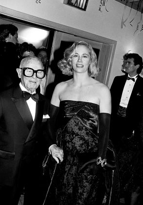 250 1989 oscars Stock Pictures, Editorial Images and Stock Photos