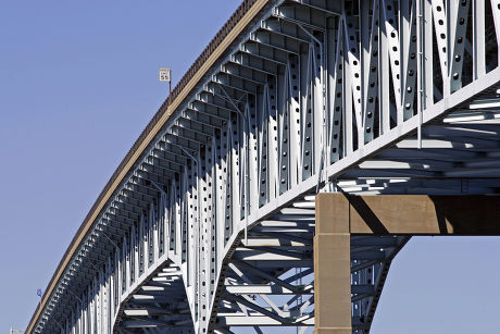 79 Metal girders Stock Pictures, Editorial Images and Stock Photos ...