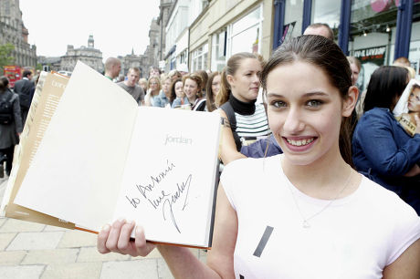 JORDAN SIGNING HER BOOK 'BEING JORDAN' AT HMV, EDINBURGH, SCOTLAND, BRITAIN - 25 MAY 2004